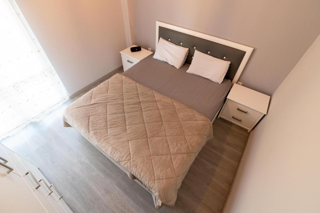 Lux Apartment เปรเวซา ภายนอก รูปภาพ