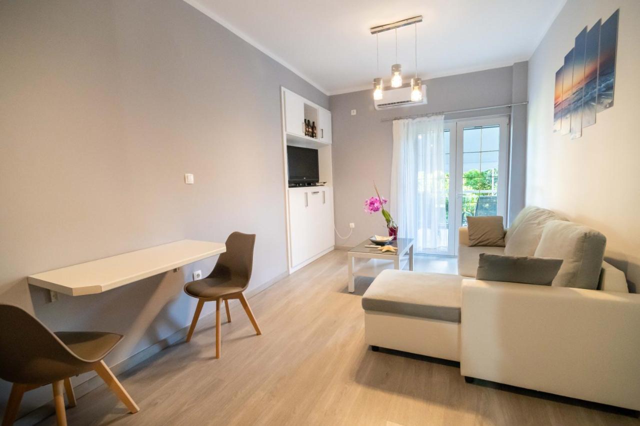 Lux Apartment เปรเวซา ภายนอก รูปภาพ
