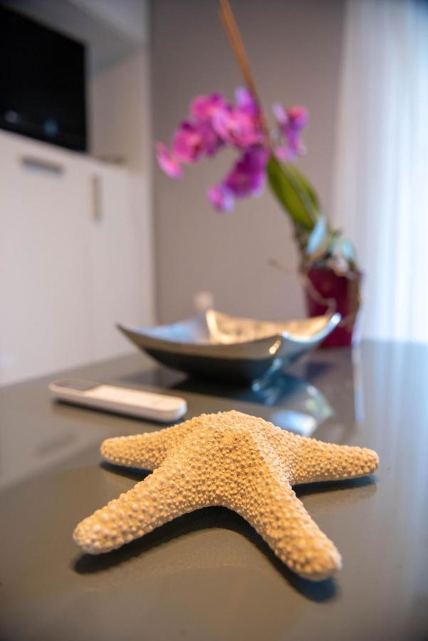 Lux Apartment เปรเวซา ภายนอก รูปภาพ