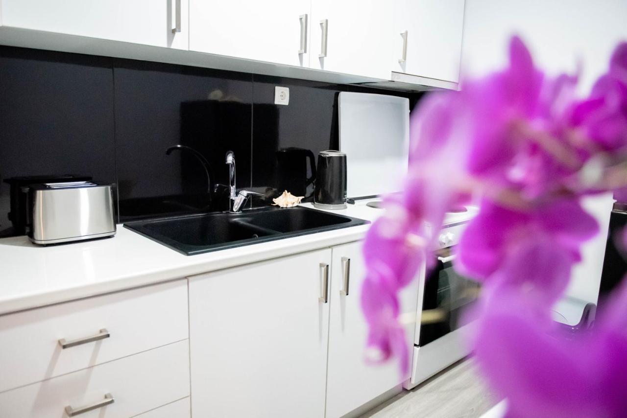 Lux Apartment เปรเวซา ภายนอก รูปภาพ